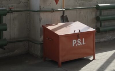 Lada de nisip și găleata PSI, echipamente simple cu rol esențial in primul răspuns la incendiu
