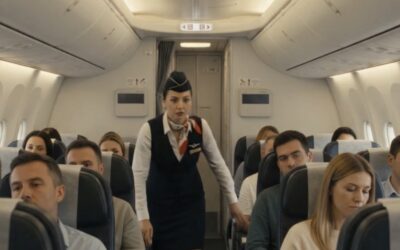 Ce se întâmplă daca izbucnește un indiciu in avion – Ce face echipajul si ce trebuie sa faci tu